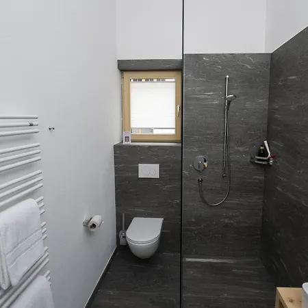 Chasa Helvetia Appartement *